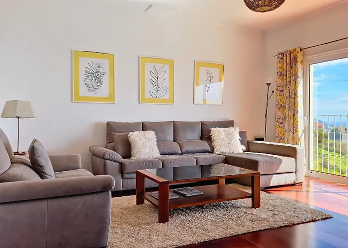 Semesterbostad Casa Eleanor By Lovelystay Calheta (Madeira)