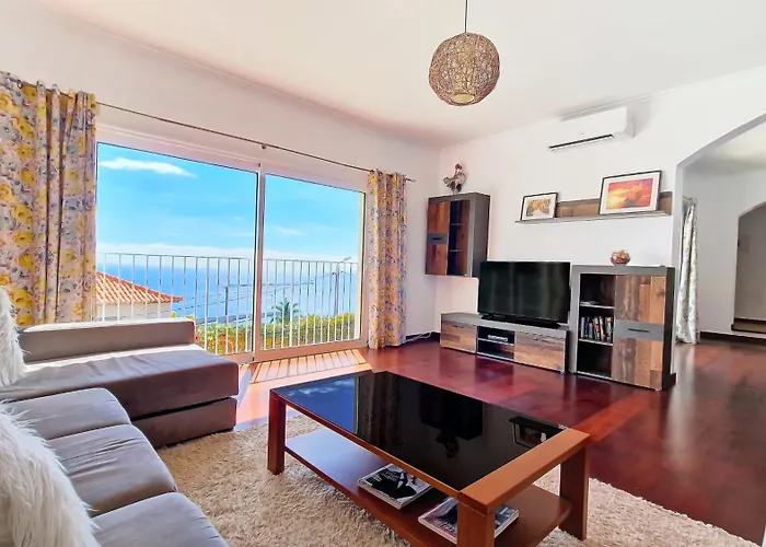 Casa Eleanor By Lovelystay Calheta (Madeira)